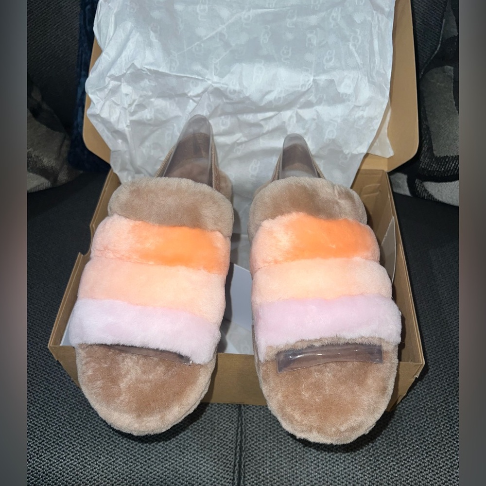 NEW UGG Fluff Yeah Slides